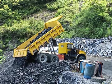 湖北礦山尖頭UQ-20運(yùn)輸車